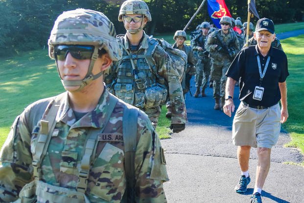 87-Year-Old West Point Grad Still Enjoys Marching with New Cadets ...