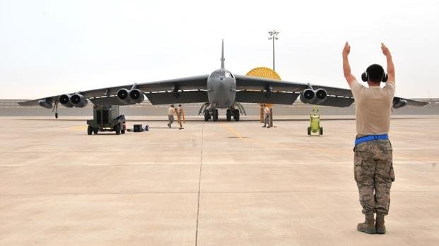 WATCH: B-52 Launch First Airstrikes Against ISIS in Iraq | Military.com