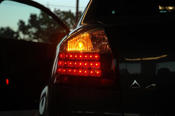 Car deals indicator light